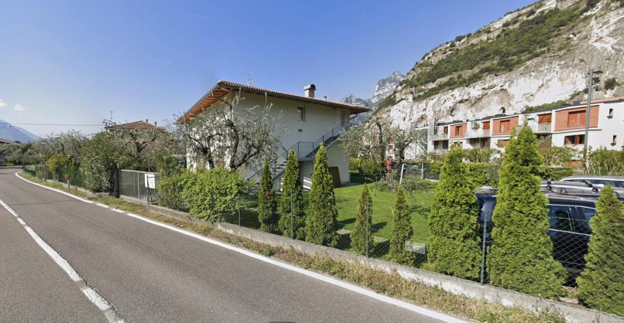 Carly'S Rooms Torbole Sul Garda ภายนอก รูปภาพ