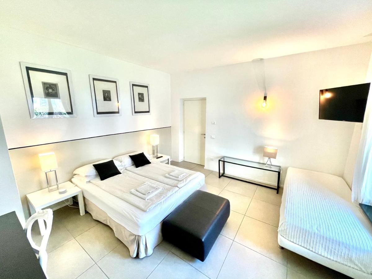 Carly'S Rooms Torbole Sul Garda ภายนอก รูปภาพ