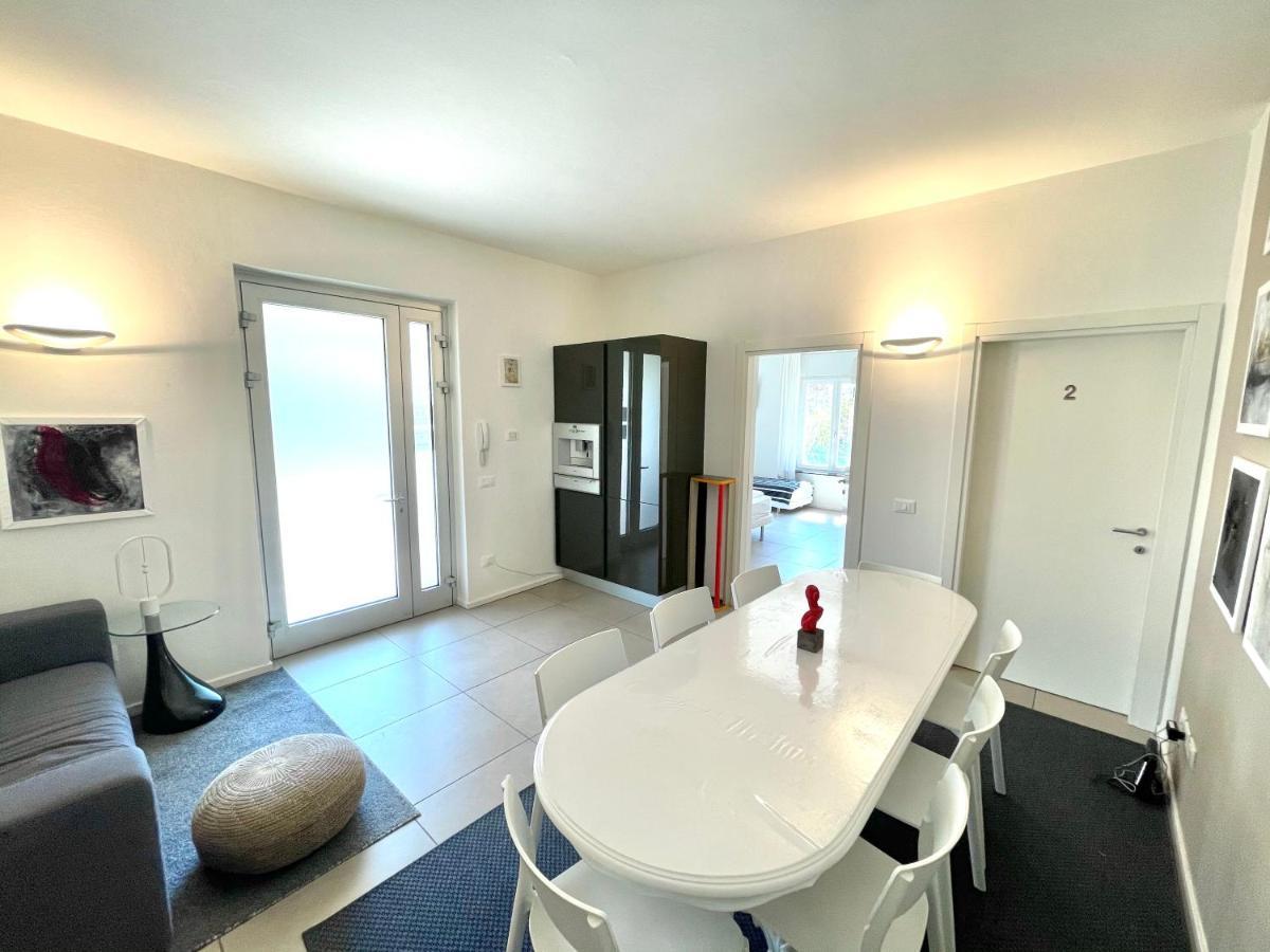 Carly'S Rooms Torbole Sul Garda ภายนอก รูปภาพ